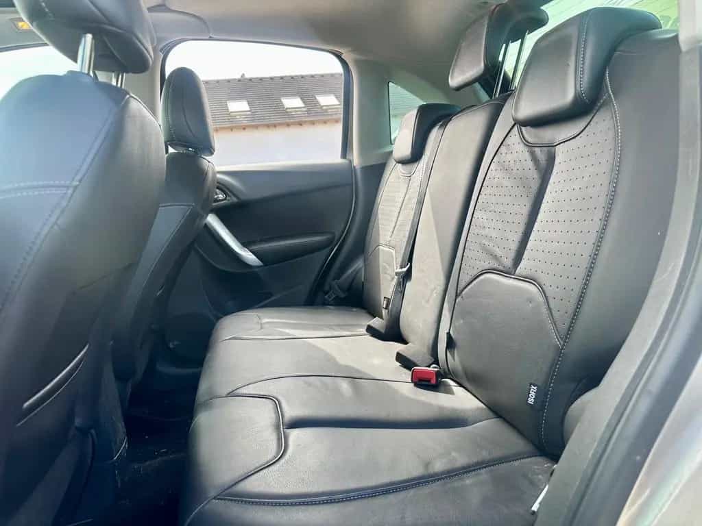 Citroën C3 Exclusive*AUTOMATIK*NUR 78TKM*PANORAMA*LEDER* 10/2011-photo-8