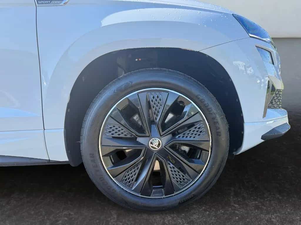 Skoda Karoq Sportline 1.5 TSI DSG NAVI 4xSitzheizung 03/2023-photo-14