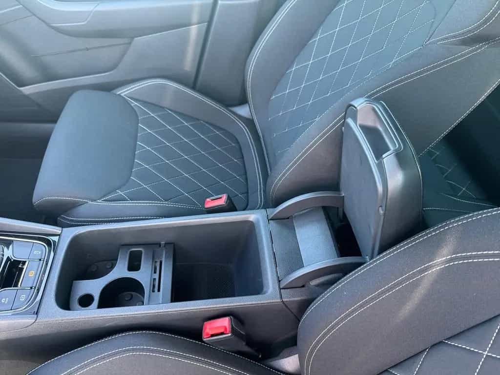 Skoda Karoq Sportline 1.5 TSI DSG NAVI 4xSitzheizung 03/2023-photo-27