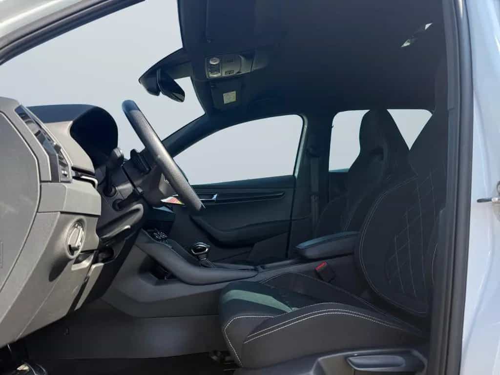 Skoda Karoq Sportline 1.5 TSI DSG NAVI 4xSitzheizung 03/2023-photo-6