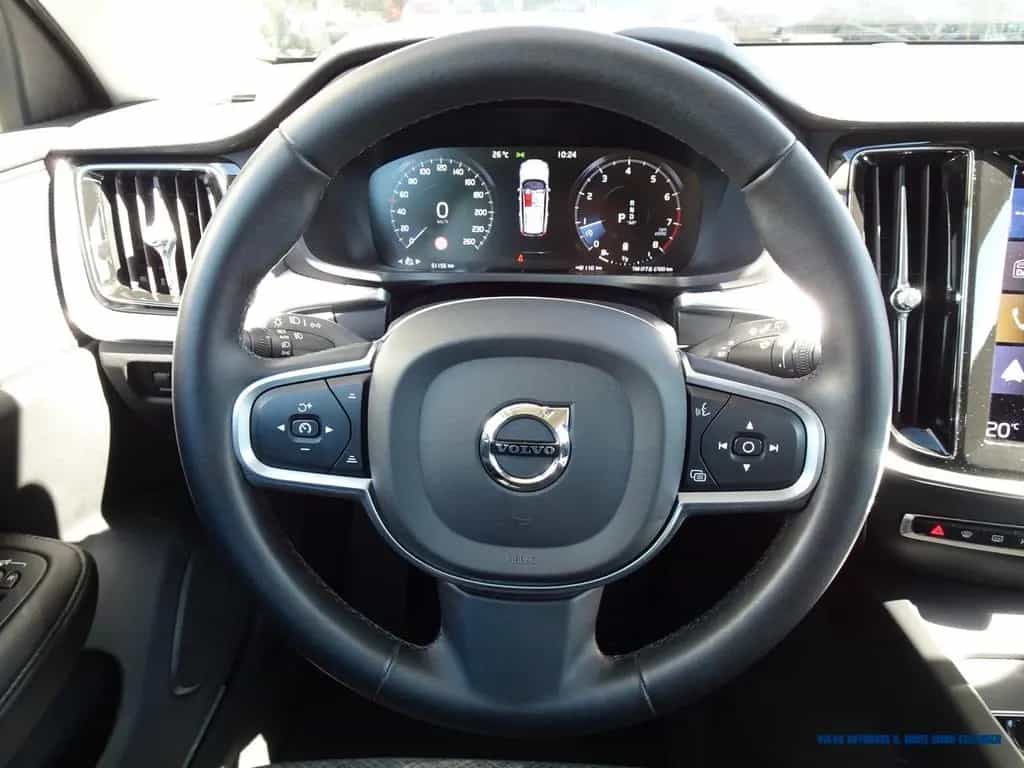 Volvo V60 B5 Geartronic Momentum Pro 04/2022-photo-12