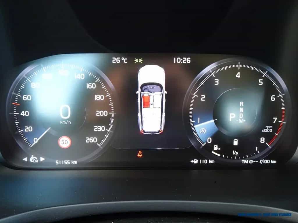 Volvo V60 B5 Geartronic Momentum Pro 04/2022-photo-17