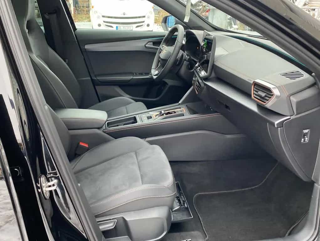Cupra Formentor VZ 2.0 TSI DSG 4Drive*Matrix*Pano* 05/2025-photo-16