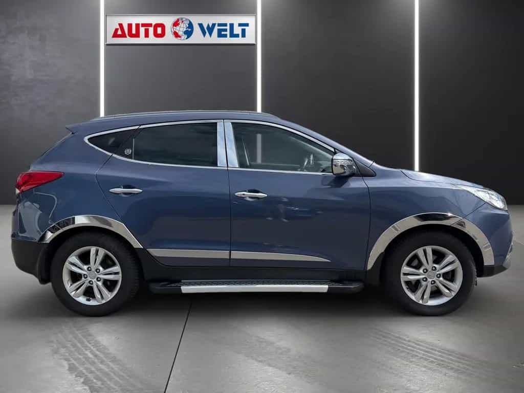 Hyundai ix35 2.0 Premium AWD Leder AHK Keyless-Go AUX 06/2012-photo-2