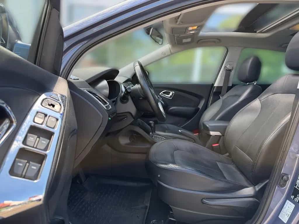 Hyundai ix35 2.0 Premium AWD Leder AHK Keyless-Go AUX 06/2012-photo-9
