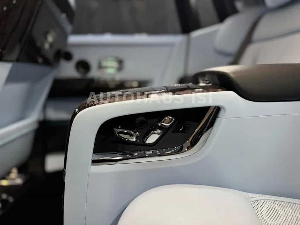 Rolls-Royce Phantom TWO-TONE, NOVITEC SPOFEC VIP,4SEATS,,24" 10/2023-photo-32