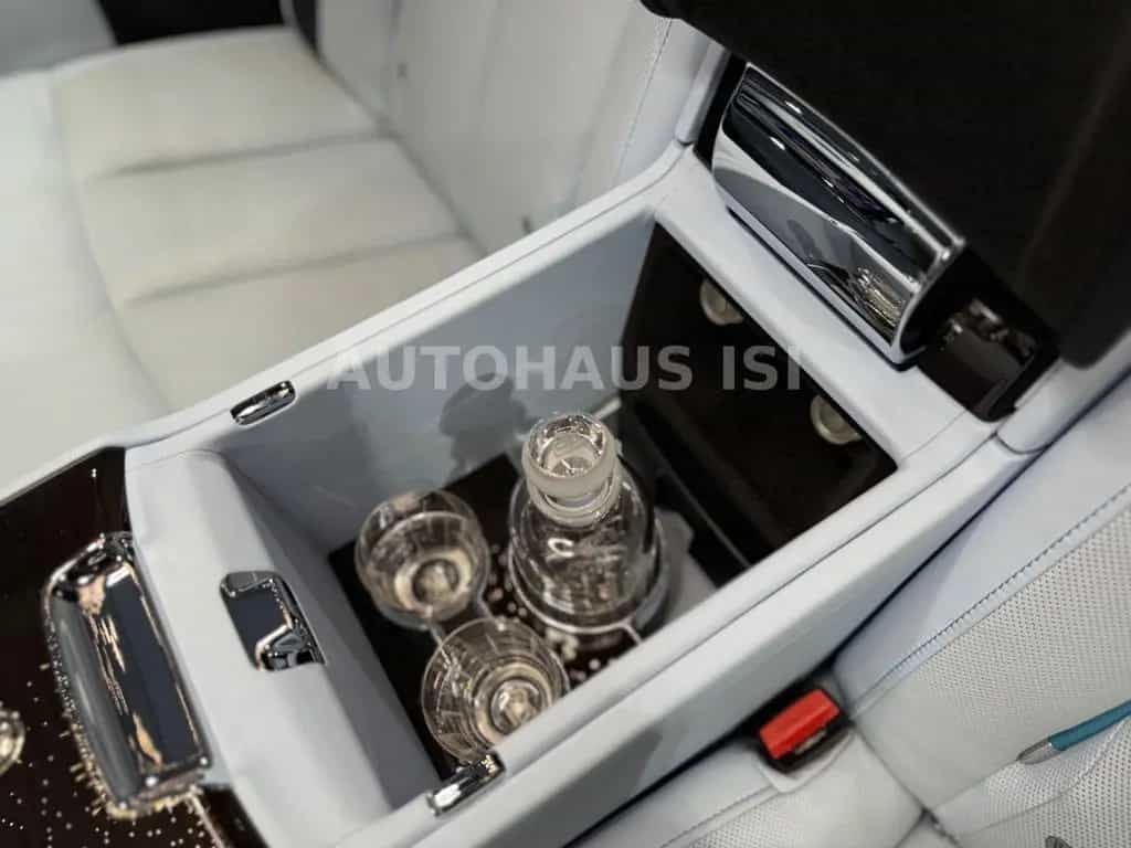 Rolls-Royce Phantom TWO-TONE, NOVITEC SPOFEC VIP,4SEATS,,24" 10/2023-photo-33