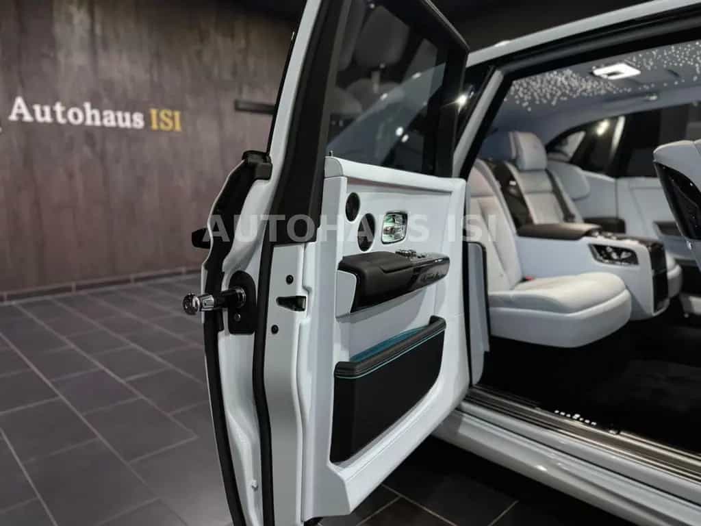 Rolls-Royce Phantom TWO-TONE, NOVITEC SPOFEC VIP,4SEATS,,24" 10/2023-photo-36