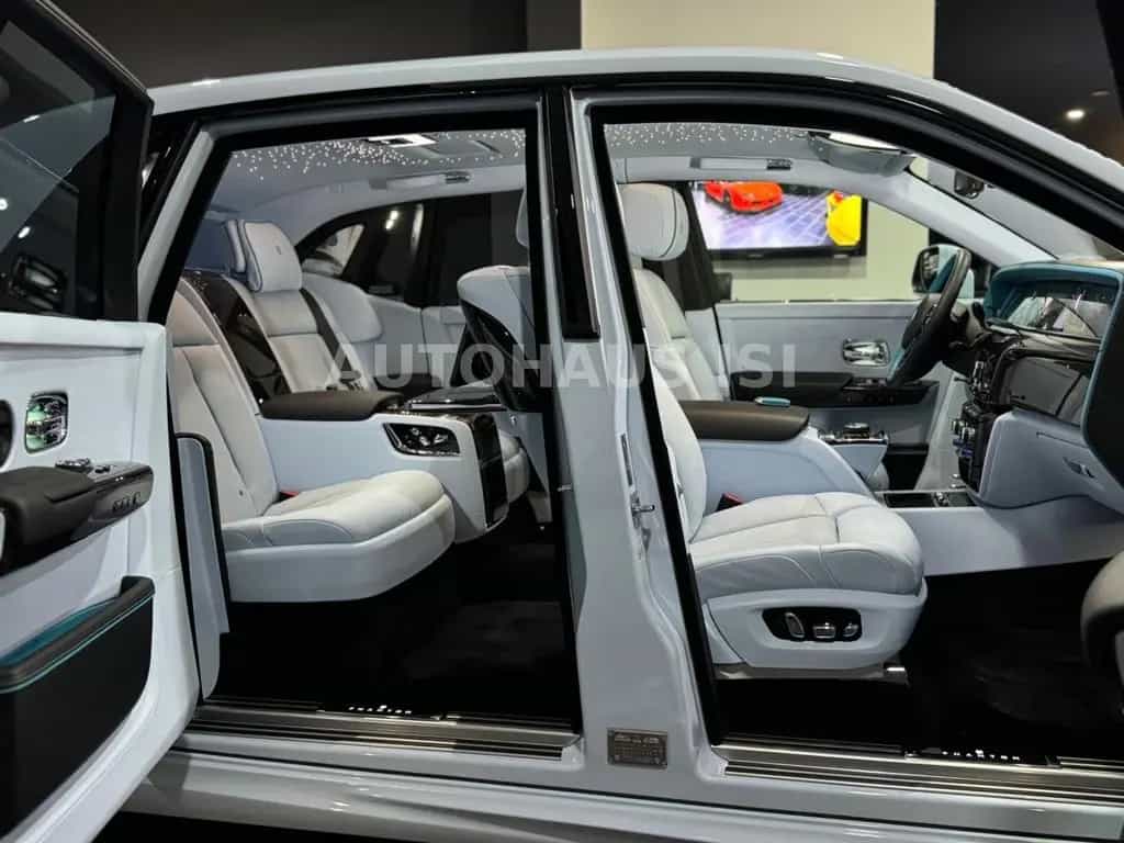 Rolls-Royce Phantom TWO-TONE, NOVITEC SPOFEC VIP,4SEATS,,24" 10/2023-photo-37