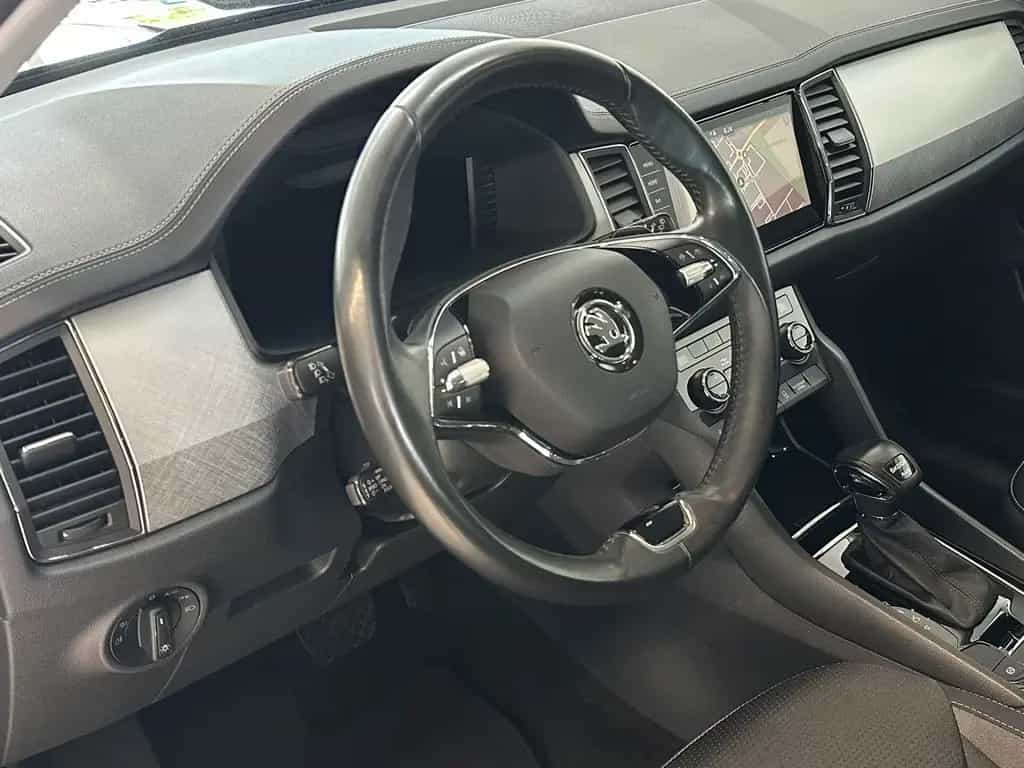 Skoda Kodiaq 2.0 TSI DSG Tour 4x4 SHZ NAVI AHK ACC LED 04/2023-photo-14