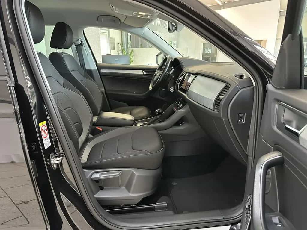 Skoda Kodiaq 2.0 TSI DSG Tour 4x4 SHZ NAVI AHK ACC LED 04/2023-photo-20