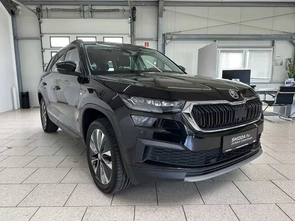 Skoda Kodiaq 2.0 TSI DSG Tour 4x4 SHZ NAVI AHK ACC LED 04/2023-photo-7