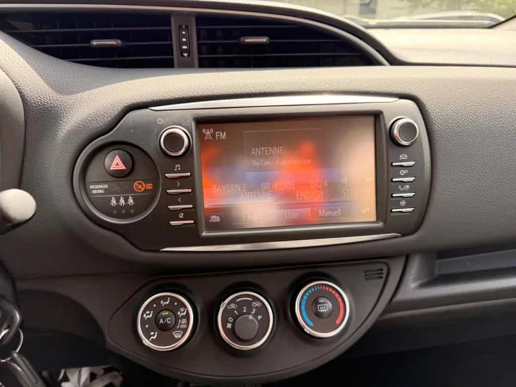 Toyota Yaris Team D *4Zyl.*Automatik*Kamera 09/2018-photo-22