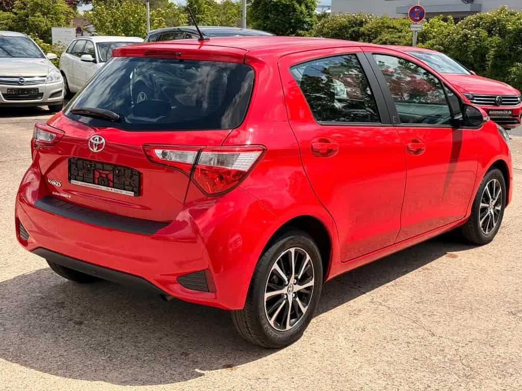 Toyota Yaris Team D *4Zyl.*Automatik*Kamera 09/2018-photo-5