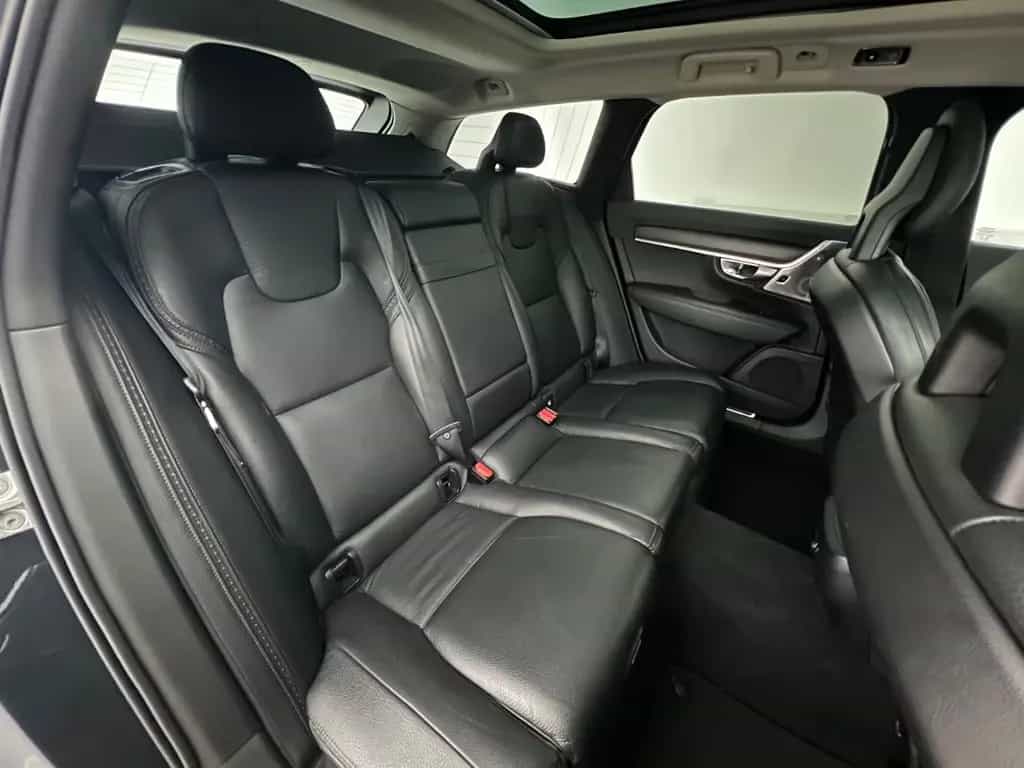 Volvo V90 Cross Country D5 ALLRAD / 1.HD /235PS /B&W 03/2017-photo-7