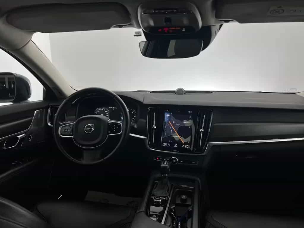 Volvo V90 Cross Country D5 ALLRAD / 1.HD /235PS /B&W 03/2017-photo-9