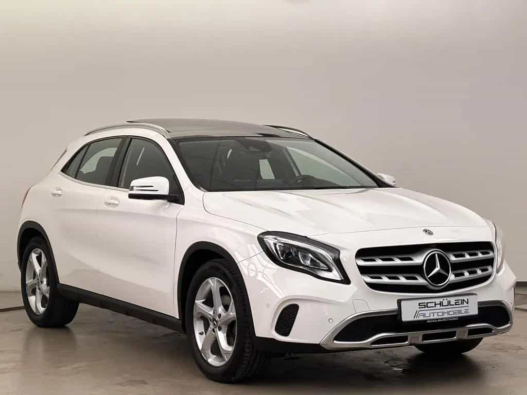 Mercedes-Benz GLA 180 *Navi*Pano-Dach*LED*AHK*18 Zoll* 12/2019-photo-3