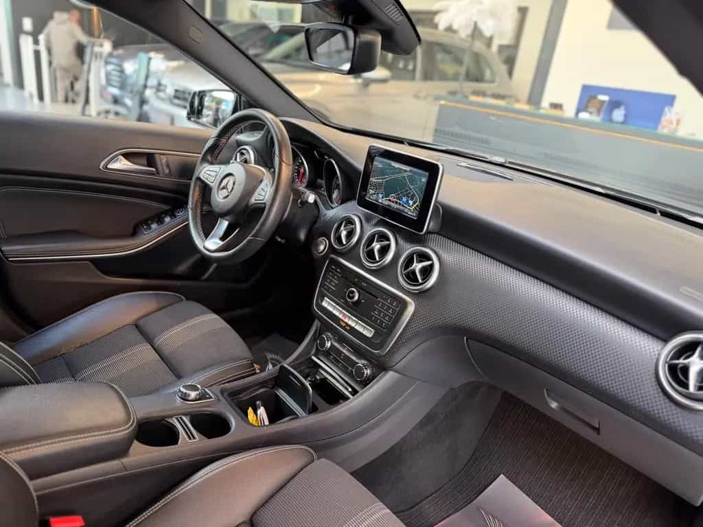 Mercedes-Benz A 180 BlueEfficiency /LED/SHZ/T-Leder/Navi/BT 10/2017-photo-18