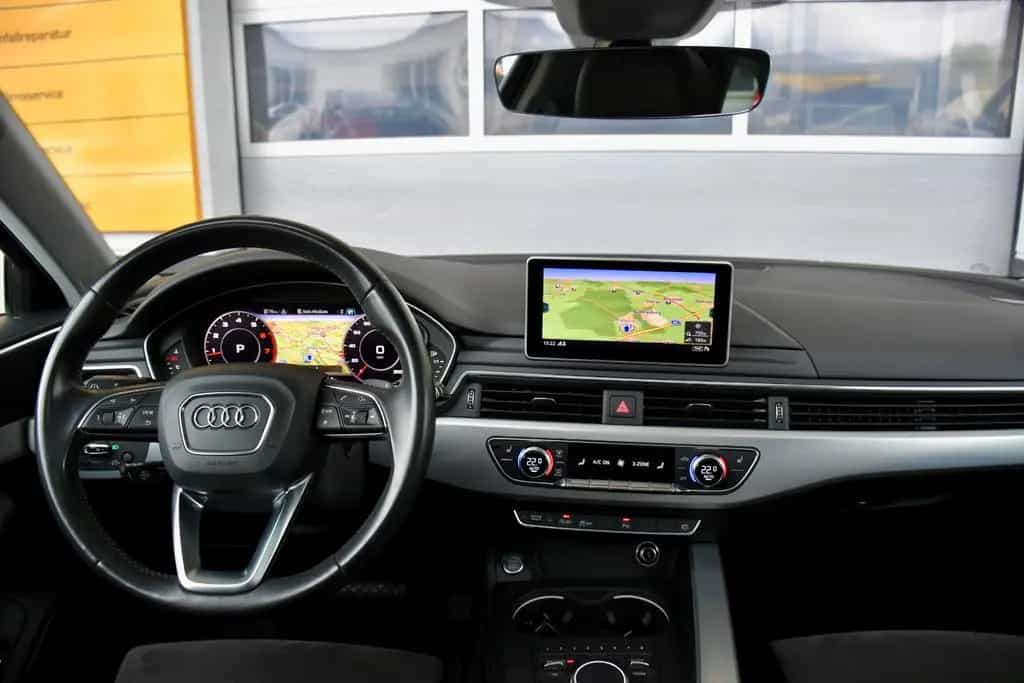 Audi A4 Avant design S-line Pano B&O ACC LED Kamera 07/2016-photo-12