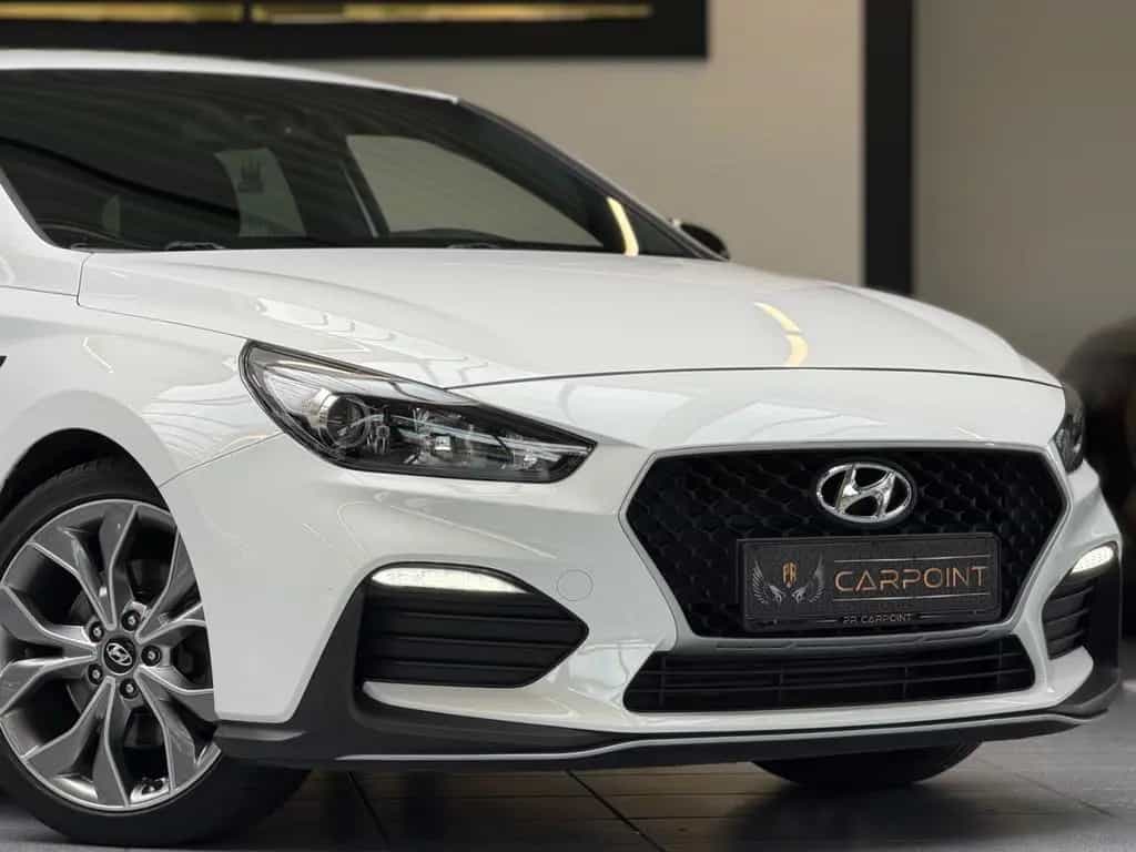 Hyundai i30 Fastback N Line 1.4l /LED/CarPlay/BT/Navi 12/2019-photo-1