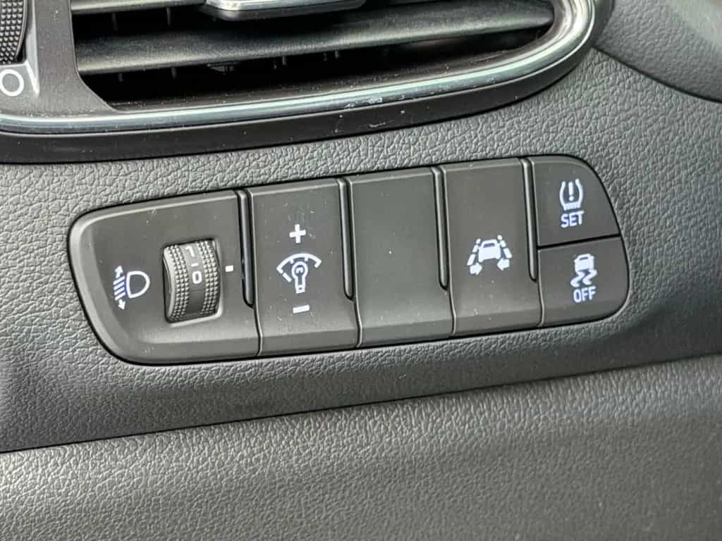 Hyundai i30 Fastback N Line 1.4l /LED/CarPlay/BT/Navi 12/2019-photo-15