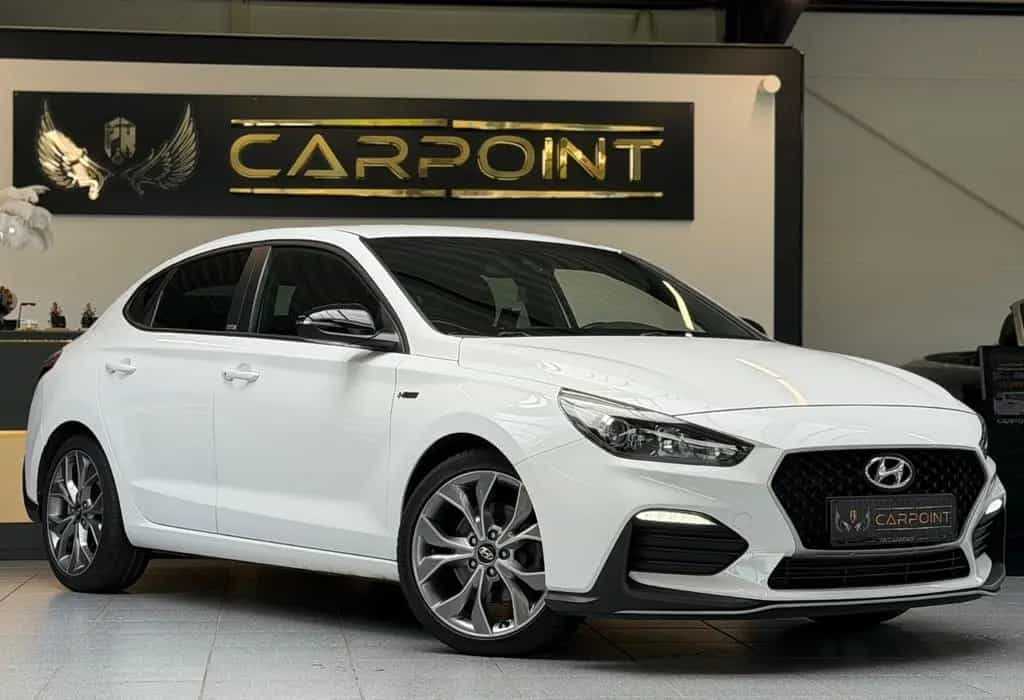 Hyundai i30 Fastback N Line 1.4l /LED/CarPlay/BT/Navi 12/2019-photo-2