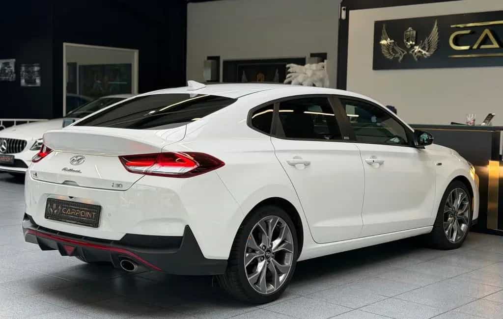Hyundai i30 Fastback N Line 1.4l /LED/CarPlay/BT/Navi 12/2019-photo-9