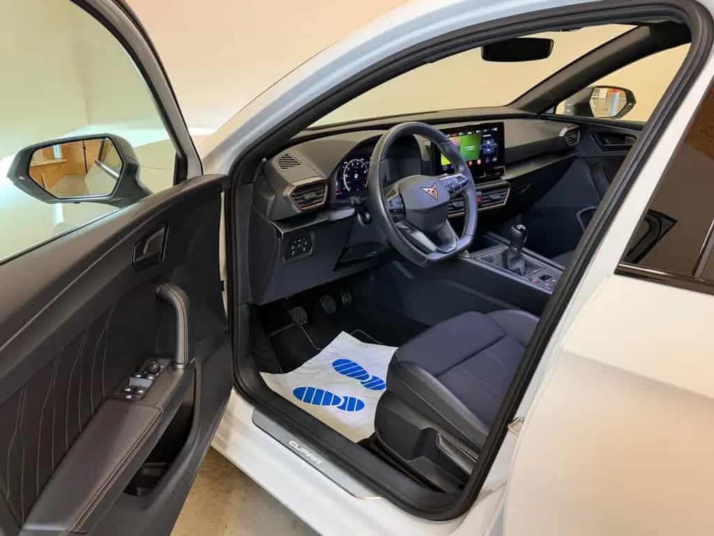 Cupra Leon 1.5TSI/LED/AHK/VIRTUAL/R-KAMERA/ACC/SHZ 03/2024-photo-11
