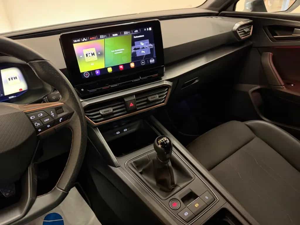 Cupra Leon 1.5TSI/LED/AHK/VIRTUAL/R-KAMERA/ACC/SHZ 03/2024-photo-26