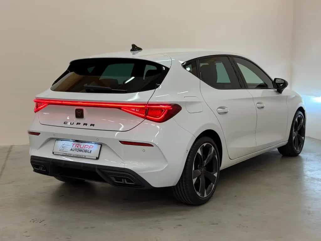 Cupra Leon 1.5TSI/LED/AHK/VIRTUAL/R-KAMERA/ACC/SHZ 03/2024-photo-5