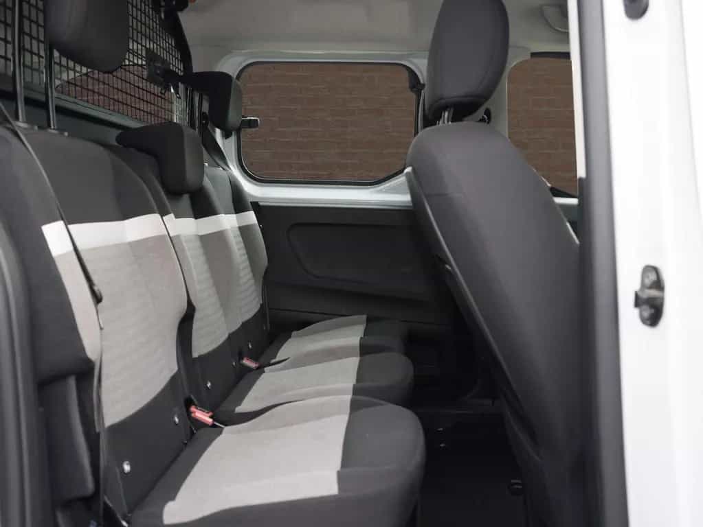 Citroën Berlingo MPV 1,5 Ltr. - Blue-HDI / Plus M 04/2024-photo-7