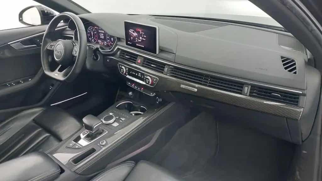Audi A4 2.0 TFSI Av. S tr quattro "3xS-Line//PANO/B&O 04/2018-photo-5