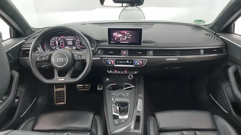Audi A4 2.0 TFSI Av. S tr quattro "3xS-Line//PANO/B&O 04/2018-photo-6