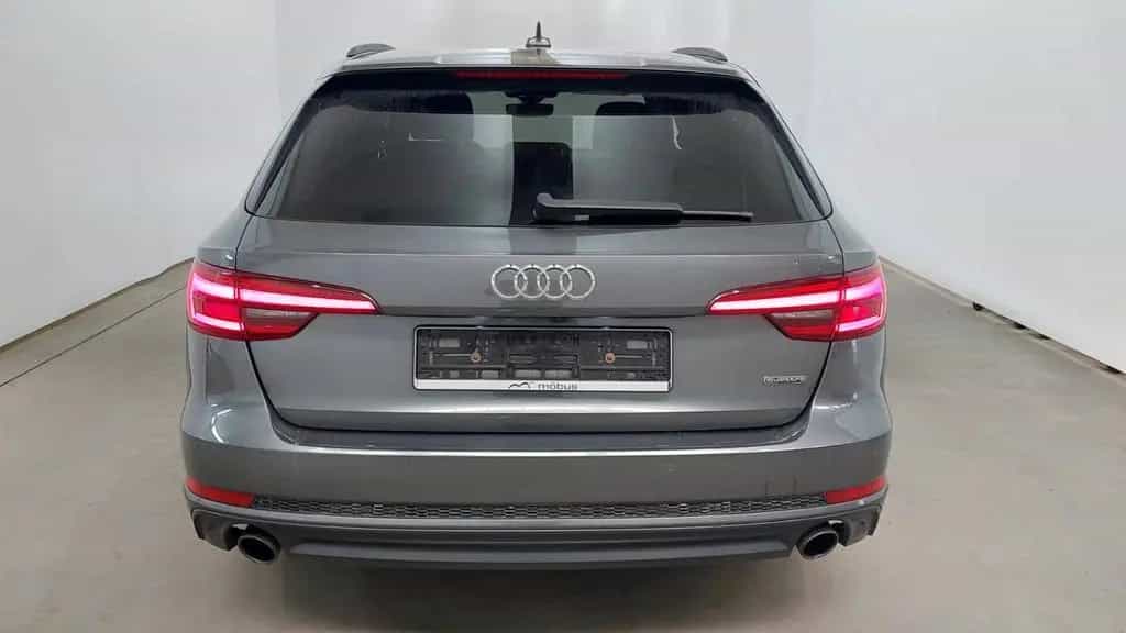 Audi A4 2.0 TFSI Av. S tr quattro "3xS-Line//PANO/B&O 04/2018-photo-8