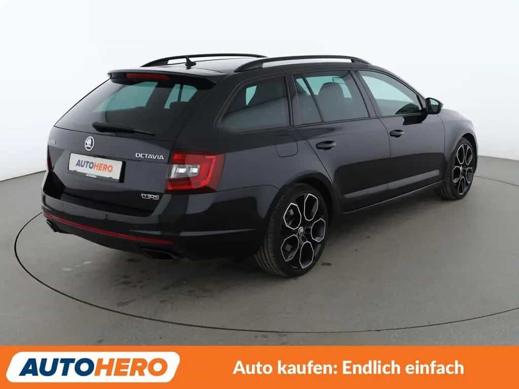 Skoda Octavia 2.0 TSI RS 245 Aut.*NAVI*CAM*SHZ* 10/2019-photo-5