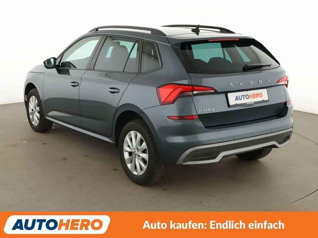 Skoda Kamiq 1.0 TSI Ambition Aut.*TEMP*PDC*SHZ*ALU* 05/2021-photo-3