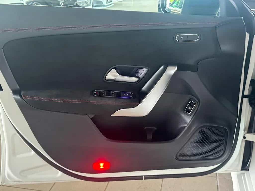 Mercedes-Benz CLA 250 AMG-Line*PANO+NightPaket+Multibeam*Deuts 03/2021-photo-22