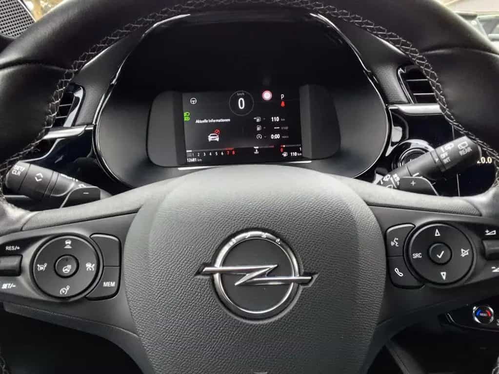 Opel Corsa F 1,2 Automatik GS 10/2023-photo-18