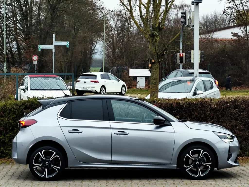 Opel Corsa F 1,2 Automatik GS 10/2023-photo-7