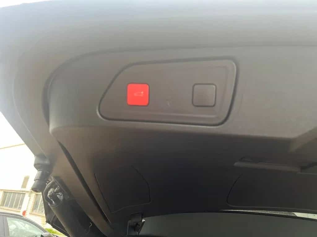 Citroën C5 Aircross Pure Tech 130 SHINE 12/2023-photo-12
