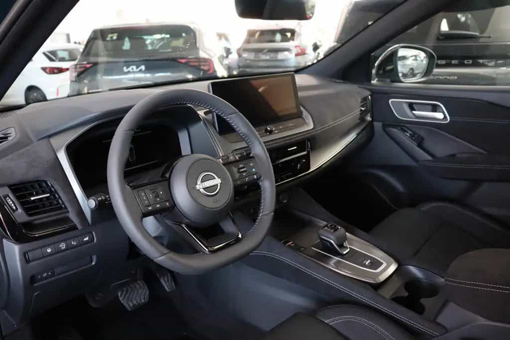 Nissan Qashqai N-DESIGN 1.3 Pano Leder eHeck SOFORT 03/2026-photo-10