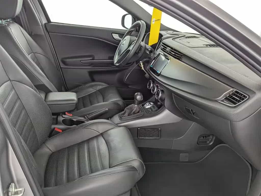 Alfa Romeo Giulietta 1,8 TBI 16V Veloce LEDER+BLUETOOTH+SHZ 08/2018-photo-12
