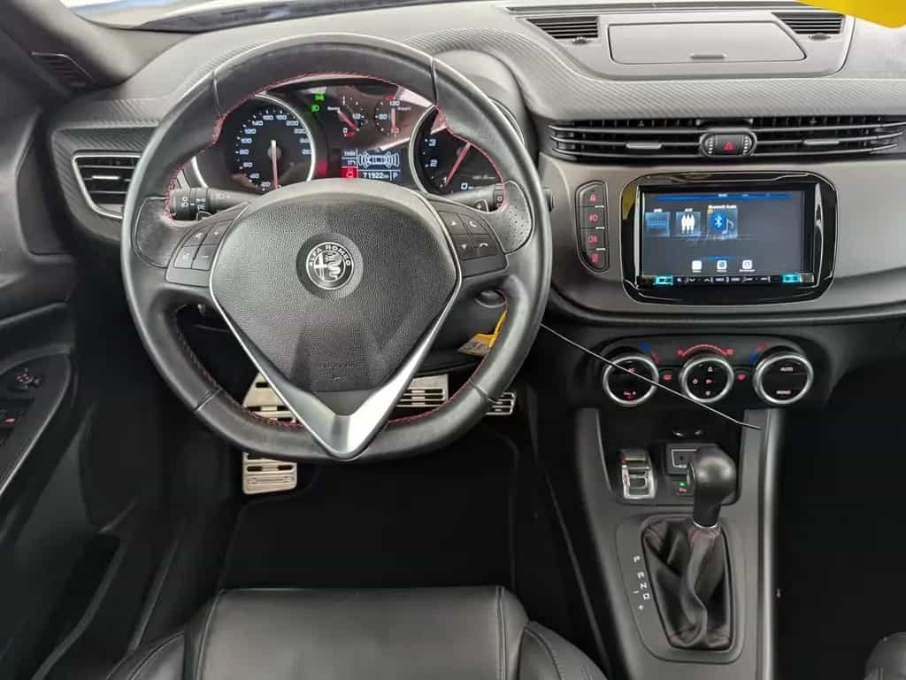 Alfa Romeo Giulietta 1,8 TBI 16V Veloce LEDER+BLUETOOTH+SHZ 08/2018-photo-16