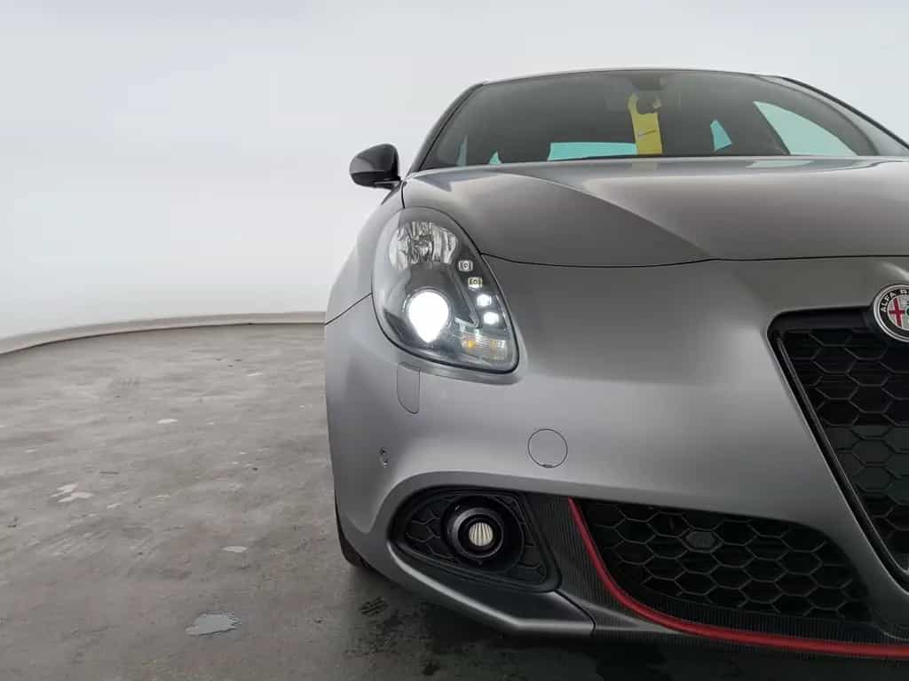 Alfa Romeo Giulietta 1,8 TBI 16V Veloce LEDER+BLUETOOTH+SHZ 08/2018-photo-2