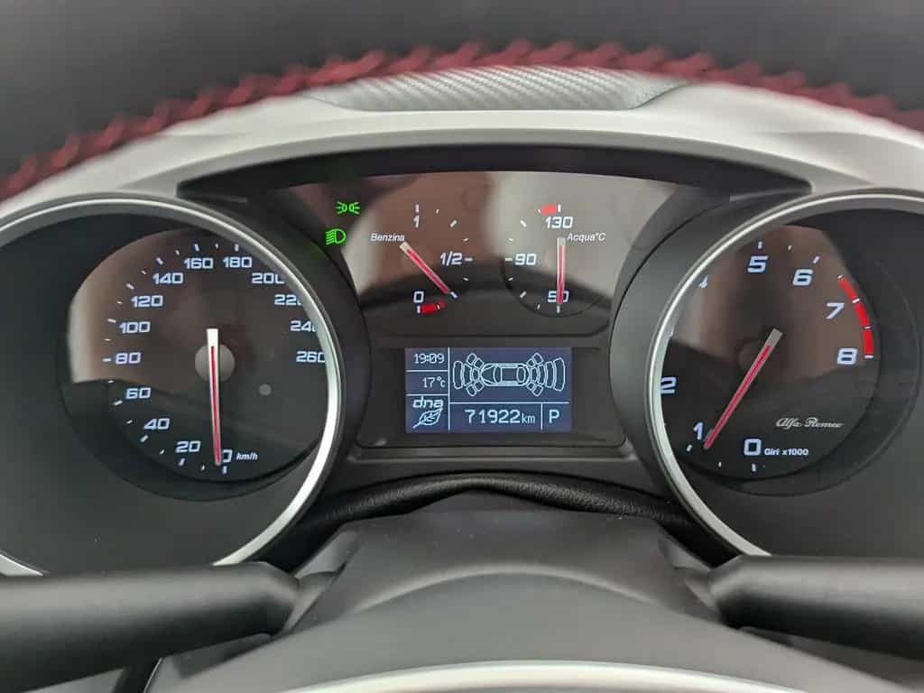 Alfa Romeo Giulietta 1,8 TBI 16V Veloce LEDER+BLUETOOTH+SHZ 08/2018-photo-24