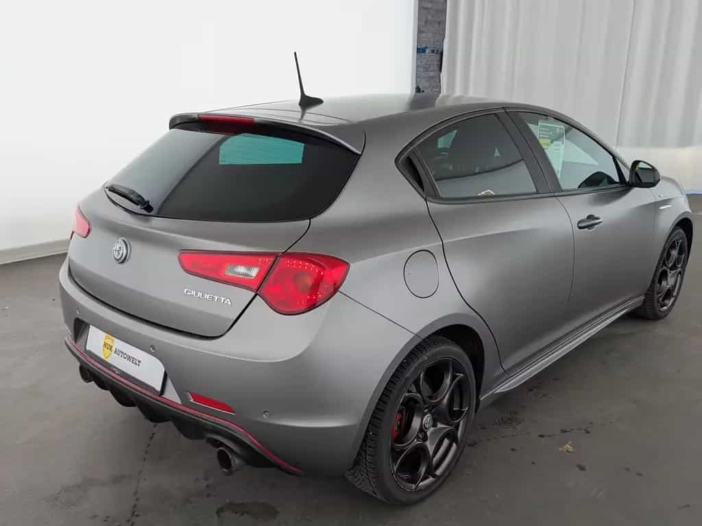 Alfa Romeo Giulietta 1,8 TBI 16V Veloce LEDER+BLUETOOTH+SHZ 08/2018-photo-5