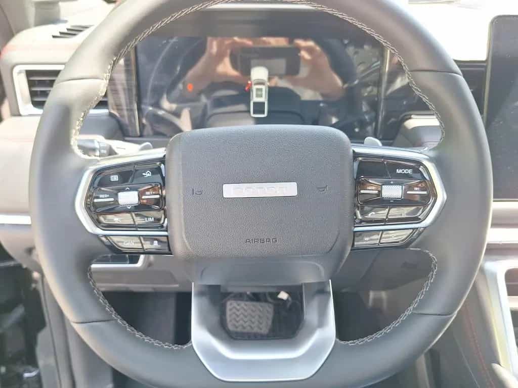 Foton 4 Ultra null-photo-10