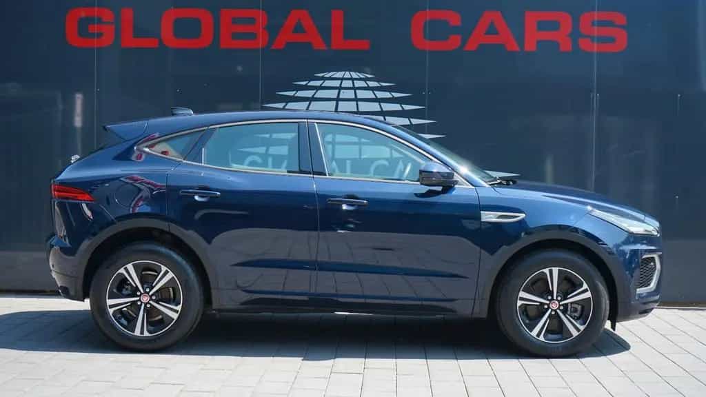 Jaguar E-Pace D200 AWD R-DYNAMIC S*PANORAMA*VIRTUAL* 12/2021-photo-15