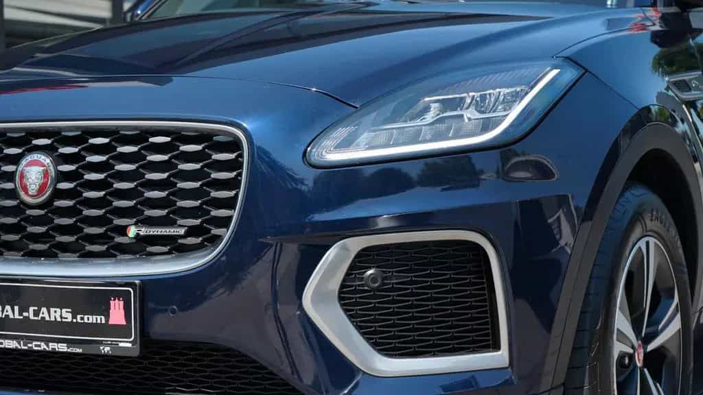 Jaguar E-Pace D200 AWD R-DYNAMIC S*PANORAMA*VIRTUAL* 12/2021-photo-17
