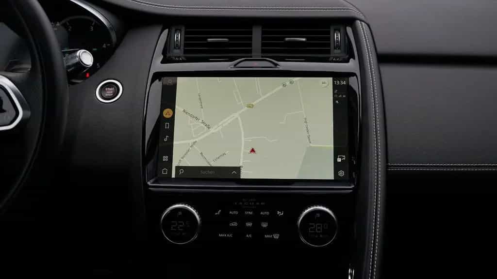 Jaguar E-Pace D200 AWD R-DYNAMIC S*PANORAMA*VIRTUAL* 12/2021-photo-21